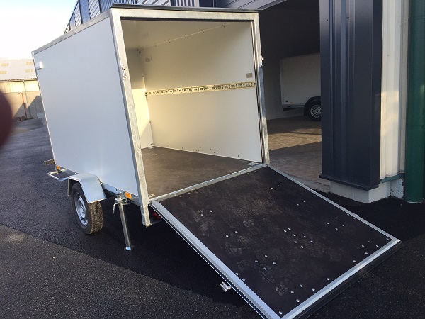 Remorque fourgon Boro Niewiadow F2515P – 248 x 150 x 150 cm – PTAC 500 ou 750 kg – Image 2